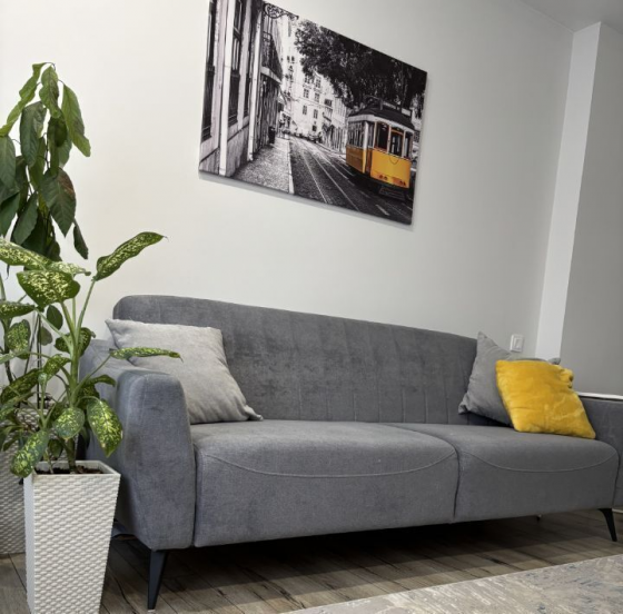 сдам однокомнатную квартиру в будёновском районе Донецк