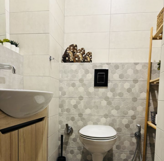 сдам однокомнатную квартиру в будёновском районе Донецк