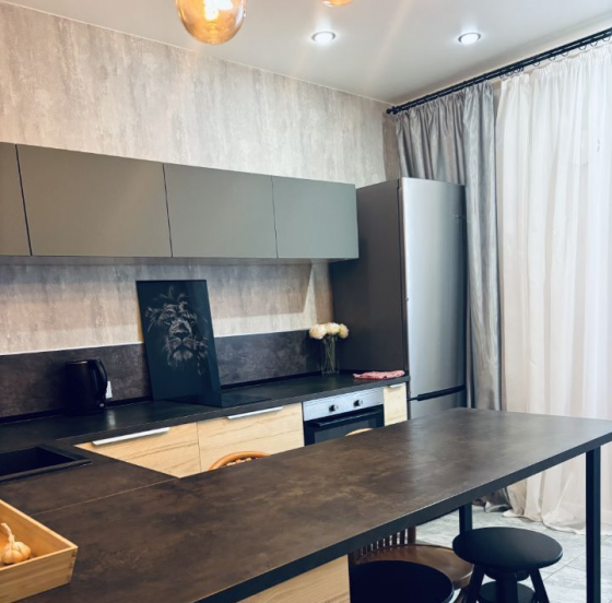 сдам однокомнатную квартиру в будёновском районе Донецк