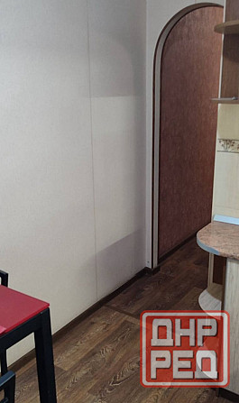 Сдается уютная, чистая 1-комнатная квартира Ленинский район на ул. Пионерская. Донецк - изображение 2