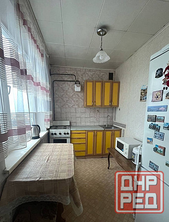 Сдается на длительный срок большая трехкомнатная квартира в одном из лучших районов города. Донецк - изображение 1