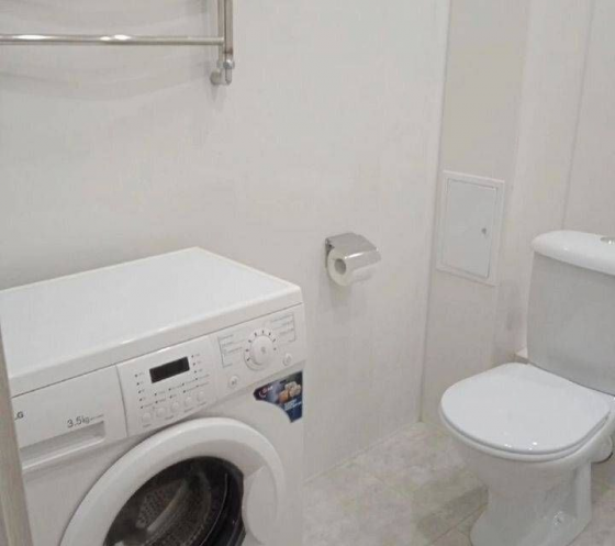 сдам однокомнатную квартиру в киевском районе ореинтир - маяк Донецк