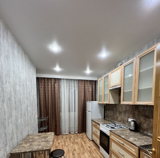 сдам 2х комнатную квартиру в калининском районе на бульваре шевченко Донецк