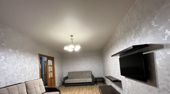 сдам 2х комнатную квартиру в калининском районе на бульваре шевченко Донецк