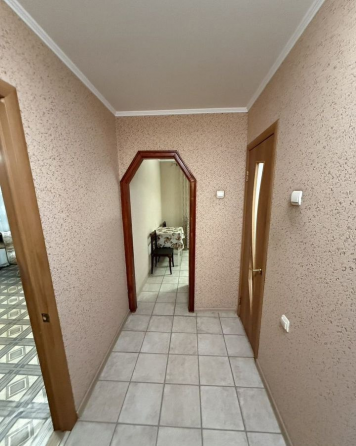 сдам 1 комнатную квартиру в пролетарском районе ореинтир- автостанция Донецк