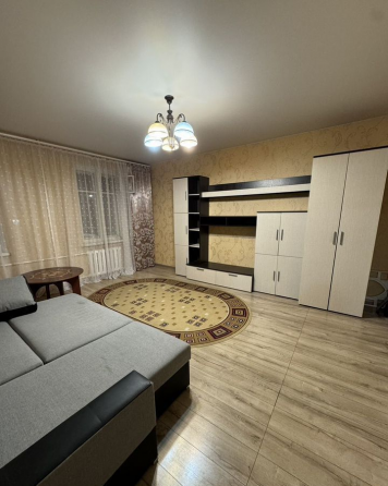 сдам однокомнатную квартиру в будёновском районе Донецк