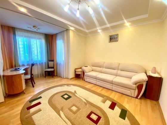 сдам 2х комнатную квартиру в кировском районе на семашко Донецк