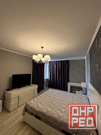 Сдаётся однокомнатная квартира в Ворошиловском р-не, орн. Рамада, ул. Набережная. Донецк - изображение 1