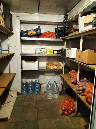 Продается коммерческое действующее помещение в Орджоникидзевском районе, по улице Февральской. Мариуполь