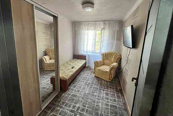 Сдаю трехкомнатную квартиру 63.0 м² этаж 3/5. Кировский район. Трехкомнатная квартира. Донецк