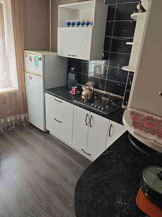 сдам 2 к.кв. киевский р. путиловка листопрокатчиков 20000 р. вода постоянно бойлер . Донецк