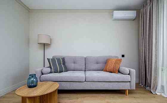 Сдаeтся cветлaя 2-комнатная квартиpа в Кальмиусском районе Мариуполь