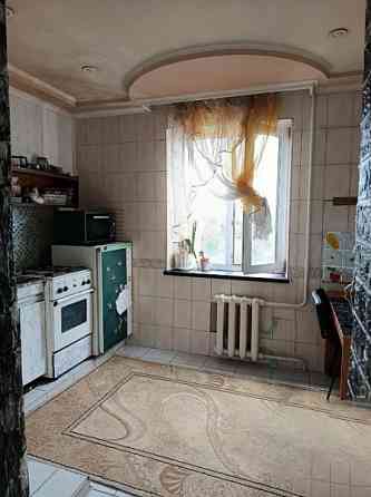 Продаю 4-х комнатную квартиру в Ленинском районе, ул. Малахова Донецк