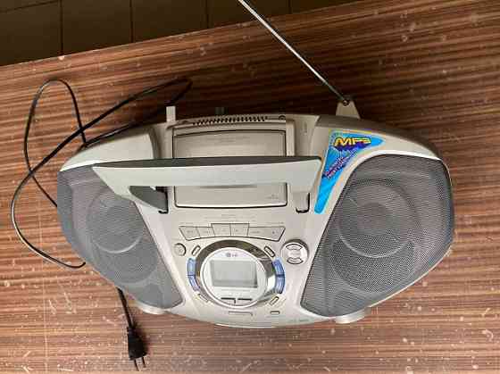 Портативная магнитола (бумбокс) LG, б/у Донецк