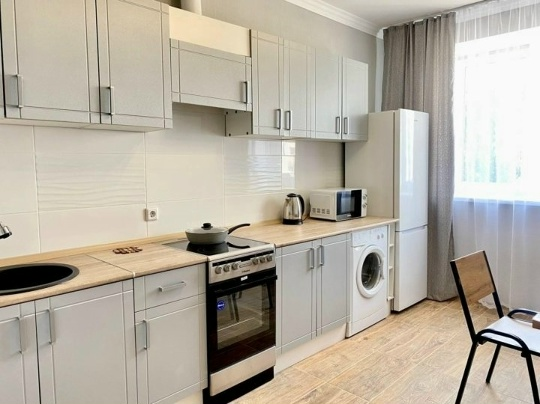 Сдается однокомнатная квартира в Ленинском районе. Донецк