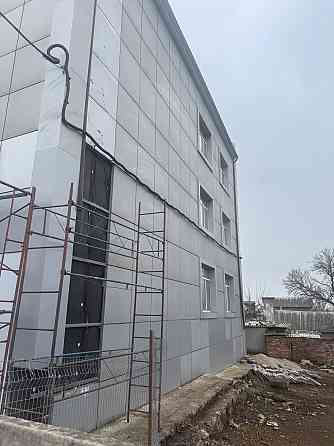 Аренда 4х этажного Здания! 930 м2 - по Фасаду Ленинского Проспекта! Документы Рф! Донецк