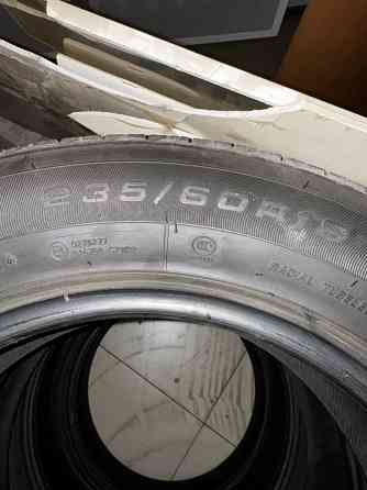 Продам комплект летних шин 235/60 r18 Донецк