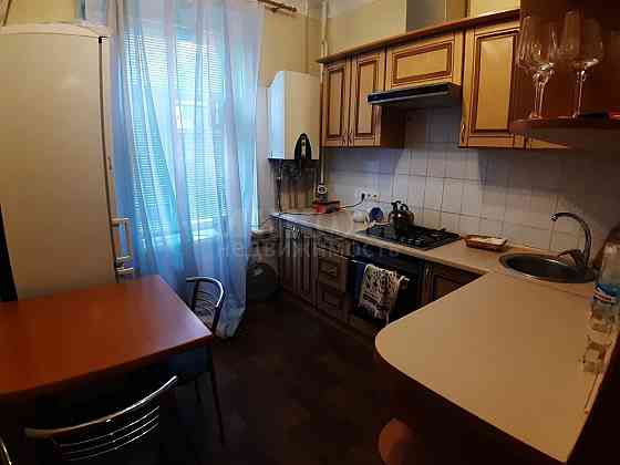 Продам 2к 15-я Линия с а.о. Луганск