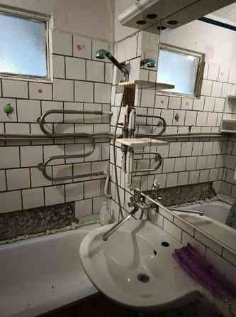 2 ком. квартира, 54 м2, 9/9 этаж, Калининский р-н, пр-т Ильича, 6 млн руб Донецк