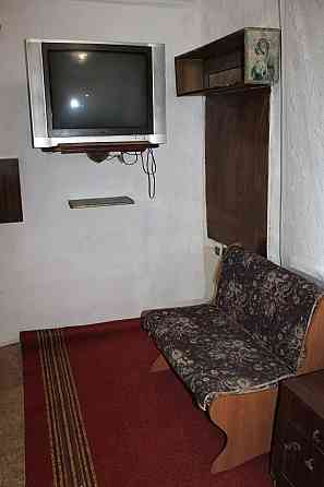 Срочно! Продаётся дом в Куйбышевском районе ! Посёлок Октябрьский ( 10 мин. до жд вокзала)! Донецк