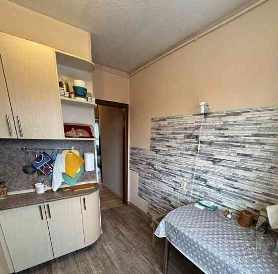 Срочно сдам двухкомнатную квартиру, Ленинский район, ориентир Цирк. Донецк