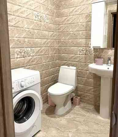 Сдается в аренду двухкомнатная квартира в Киевском районе, ориентир Адачи на длительный срок. Донецк