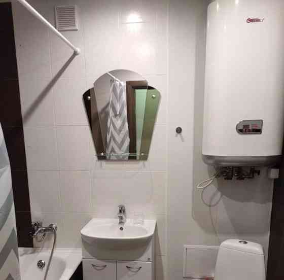 Сдается квартира двухкомнатная на срок от 6мес. для порядочных людей. Донецк