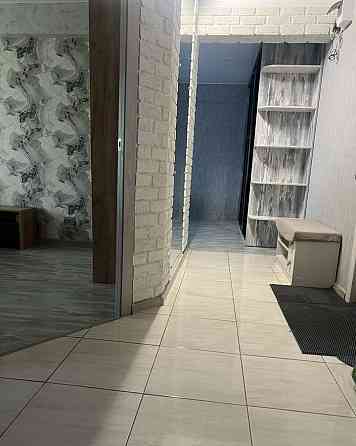 Сдается двухкомнатная квартира с евро ремонтом и дизайнерской планировкой в Ленинском районе Донецка Донецк