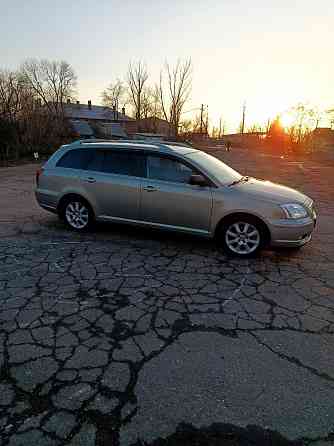 Toyota Avensis универсал 2.2TD Ясиноватая