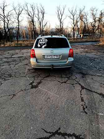 Toyota Avensis универсал 2.2TD Ясиноватая