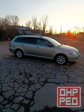 Toyota Avensis универсал 2.2TD Ясиноватая - изображение 3