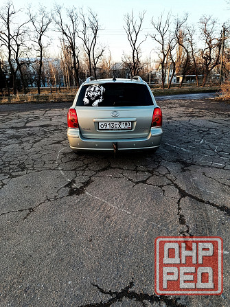 Toyota Avensis универсал 2.2TD Ясиноватая - изображение 4