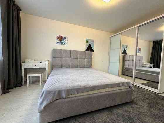 Сдается двухкомнатная квартира в Пролетарском районе ориентир автостанция Щетинина. Донецк