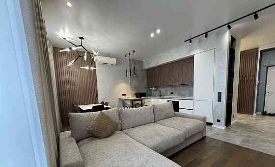 Сдается: Однокомнатная квартира Этаж: 10/24 Район: Киевский (Жк Диск) Площадь квартиры: 75м² Донецк