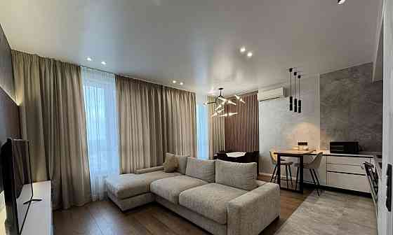 Сдается: Однокомнатная квартира Этаж: 10/24 Район: Киевский (Жк Диск) Площадь квартиры: 75м² Донецк