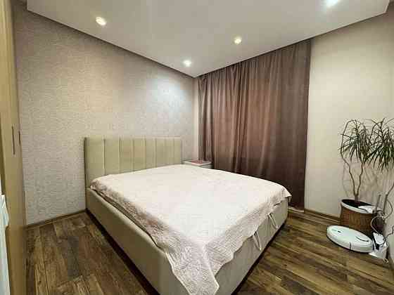 Сдаётся 3-х комнатная квартира в Ворошиловскому районе, ул. Набережная Рядом школа, детский сад. Донецк