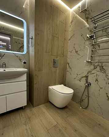 Сдается: Двухкомнатная квартира Этаж: 6/9 Район: Куйбышевский Площадь квартиры: 69м² Донецк