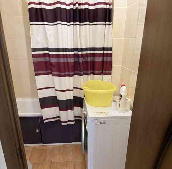 Сдаю двухкомнатную квартиру-студию 40.0 м² этаж 8, город Донецк, Киевский район, Улица Челюскинцев, Донецк