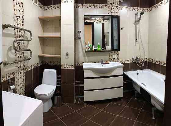 Сдаётся 3-х комнатная квартира в Ворошиловскому районе, ул. Набережная Рядом школа, детский сад. Донецк