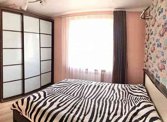 Сдаётся 3-х комнатная квартира в Ворошиловскому районе, ул. Набережная Рядом школа, детский сад. Донецк