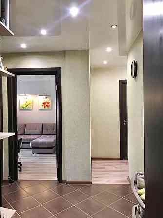 Сдаётся 3-х комнатная квартира в Ворошиловскому районе, ул. Набережная Рядом школа, детский сад. Донецк