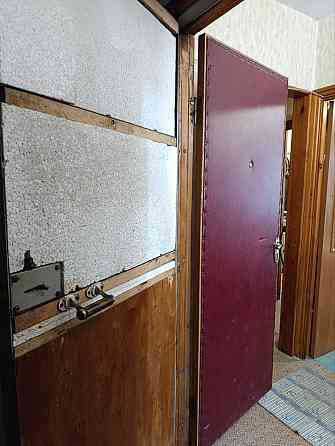 Продам 2-х комн квартиру Левый берег, Комсомольский бульвар Мариуполь