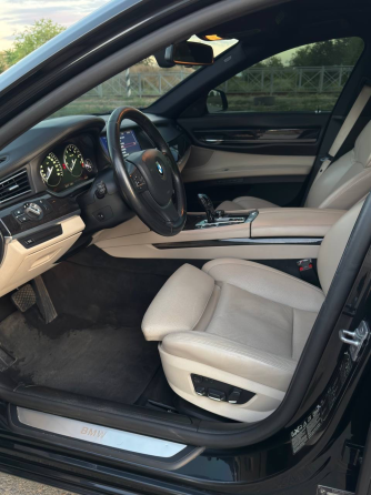 Продам BMW 750 Li AWD Донецк