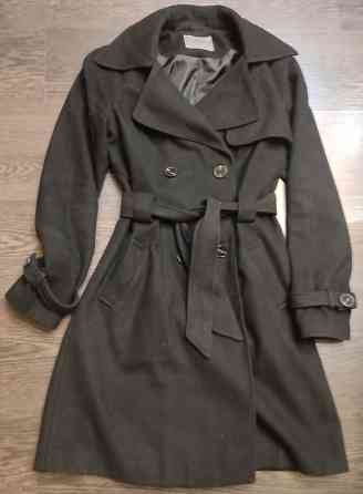 пальто шерстяное р-р 44 Донецк