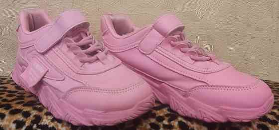 кроссовки р-р 35 Донецк