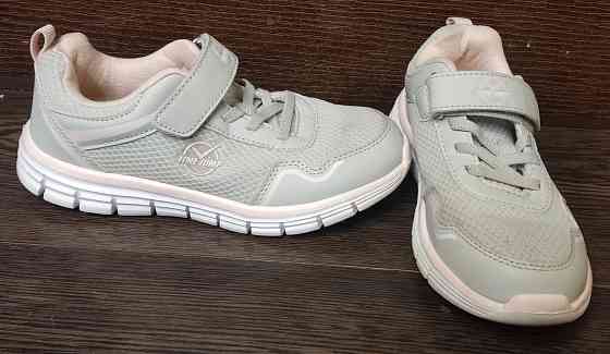 кроссовки р-р 33 Донецк