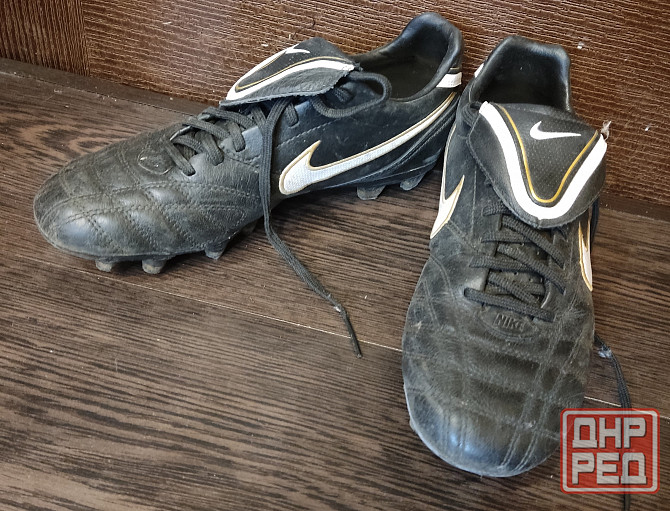 бутсы футбольные шиповки р-р 41 Донецк - изображение 1