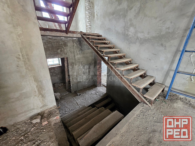 Дом 370м2 рн. мрэо Луганск - изображение 1