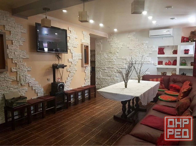 Сдам частный дом посуточно с баней, бассейном в Приморском районе Мариуполь - изображение 1