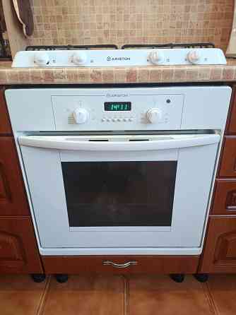 Духовой шкаф и варочная панель Ariston Донецк